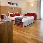 Mercure 4*