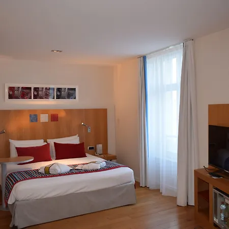 Hotell Mercure 4*
